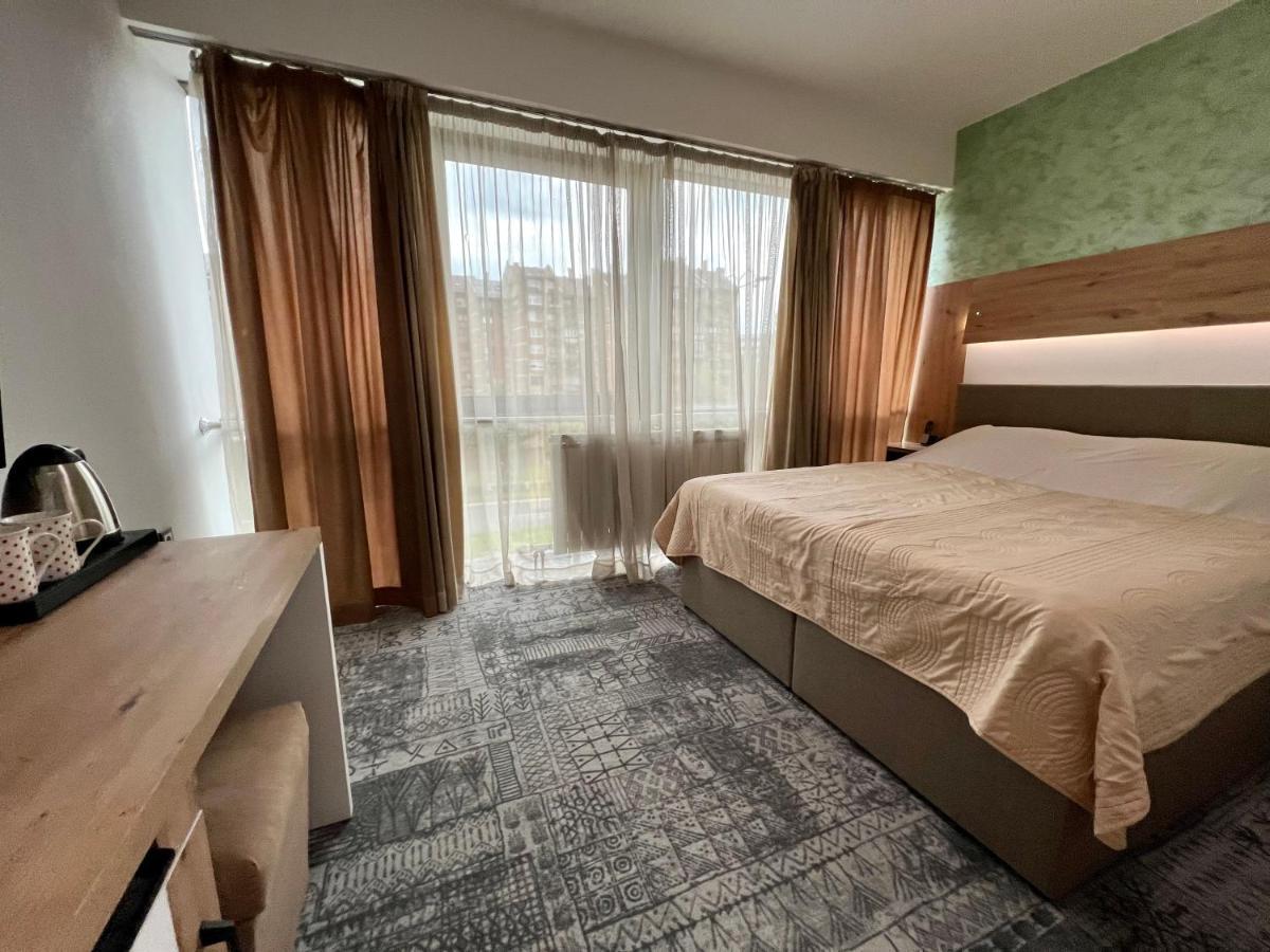 Hotel Brkic Sarajevo Airport - Free Parking 외부 사진