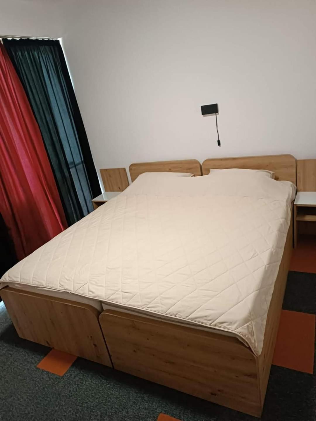 Hotel Brkic Sarajevo Airport - Free Parking 외부 사진