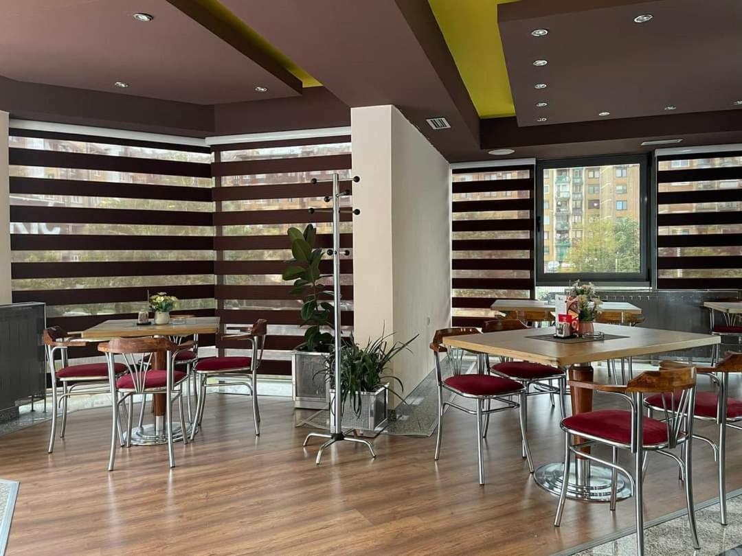 Hotel Brkic Sarajevo Airport - Free Parking 외부 사진