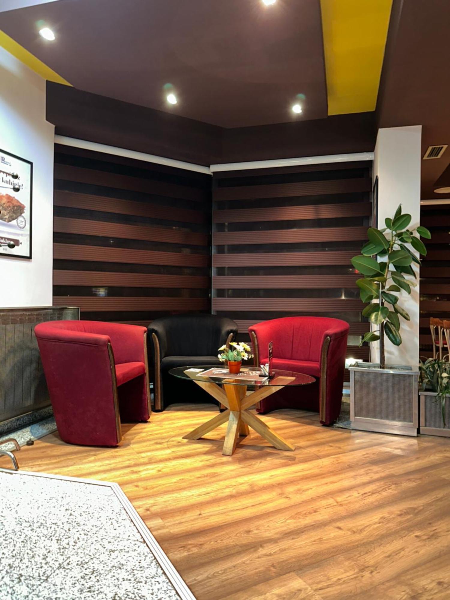 Hotel Brkic Sarajevo Airport - Free Parking 외부 사진