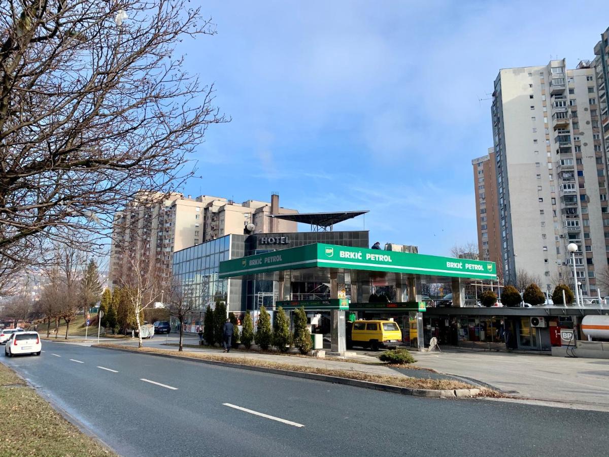 Hotel Brkic Sarajevo Airport - Free Parking 외부 사진